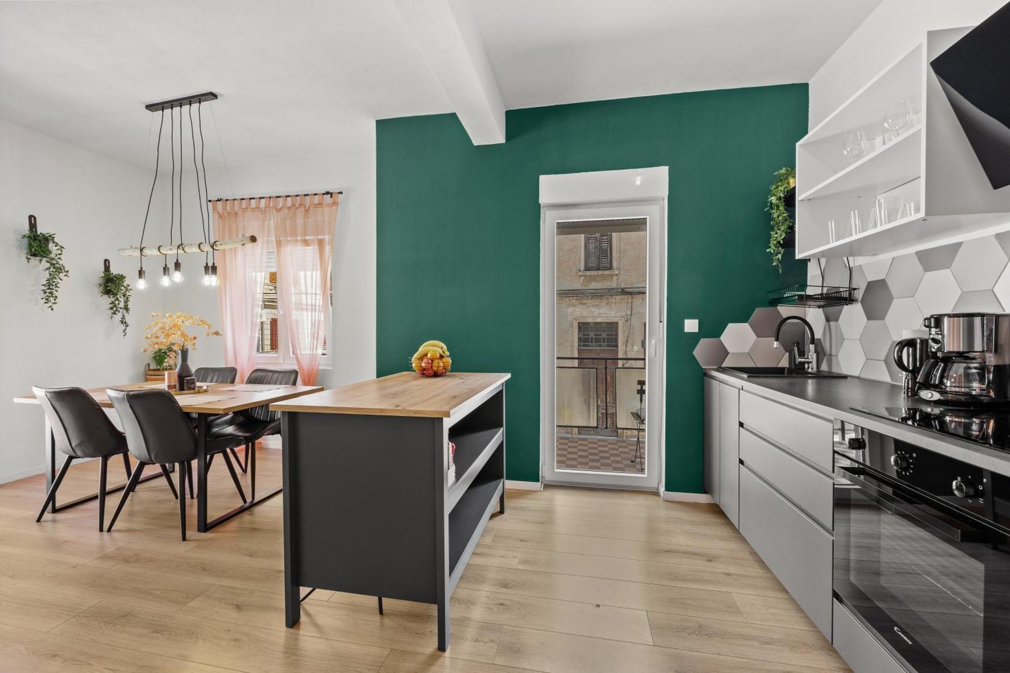 Oasis New Apartment